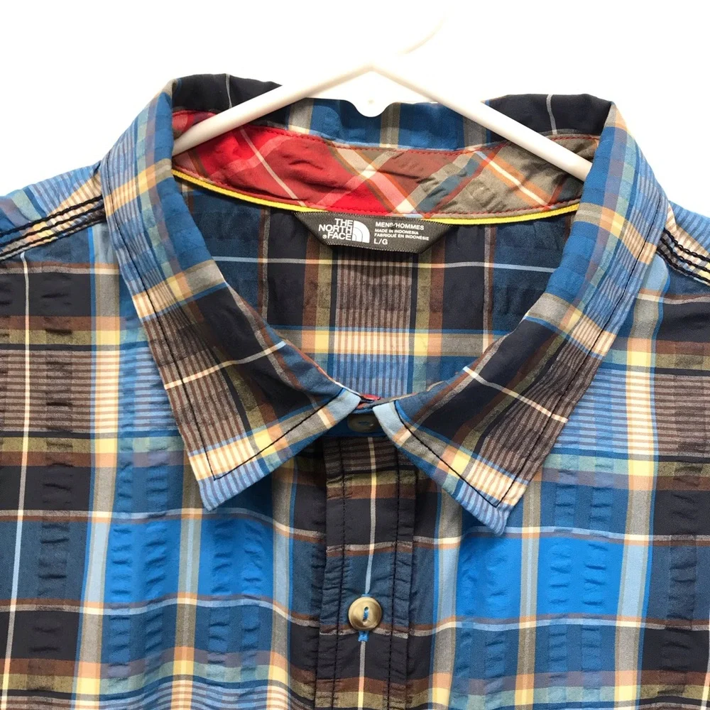 The North Face Shirt Mens‎ L Blue Plaid Short Sleeve Button Up Embroidered Logo.